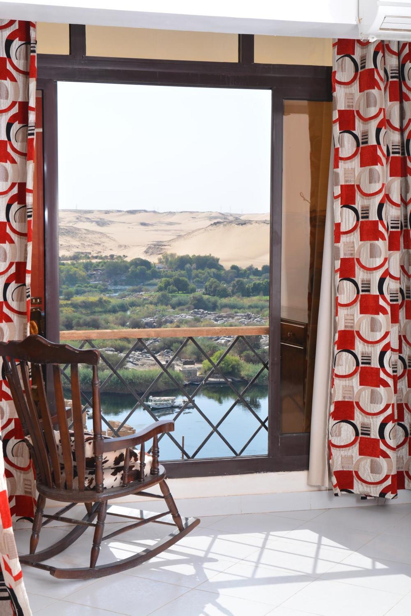 Aswan Nile Palace Exterior foto